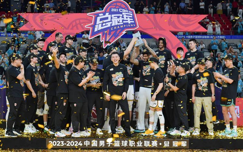 CBA 季后赛半决赛第一轮：山西辽宁男篮皆败，辽篮问题诸多